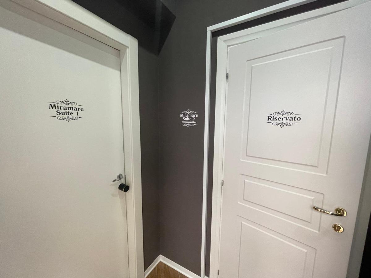 B&B Miramare Suite Borgo Таранто Екстер'єр фото